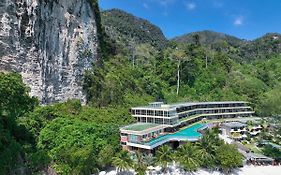 Phi Phi Cliff Beach Resort-SHA Plus